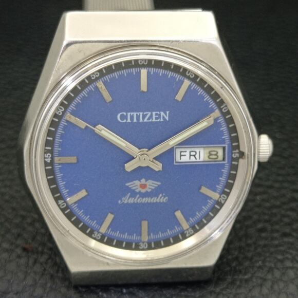 Vintage 1981 Citizen Automatic Mens Silver Watch W/daydate & Blue accents - Picture 4 of 10